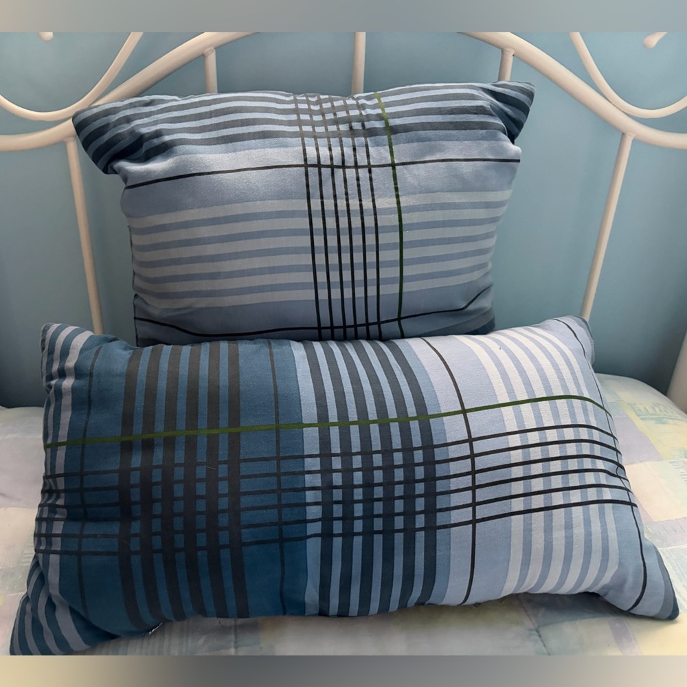 Blue Plaid Pillow Set